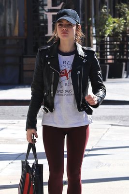 Lucy Hale Poster 3275469