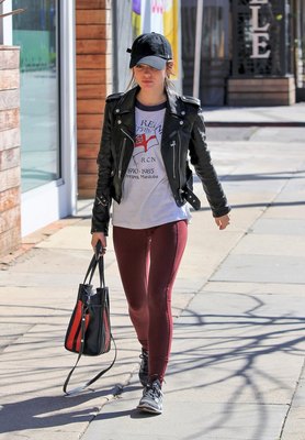 Lucy Hale Poster 3275516