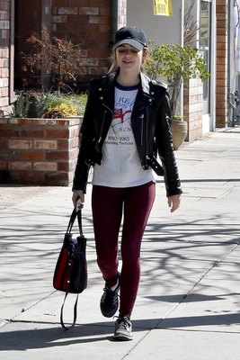 Lucy Hale Poster 3275579