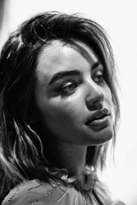 Lucy Hale Poster 3666737