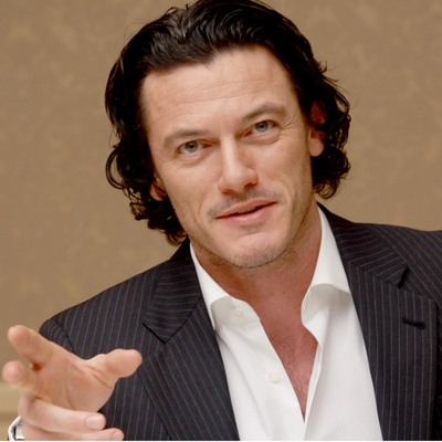 Luke Evans Poster 2363973