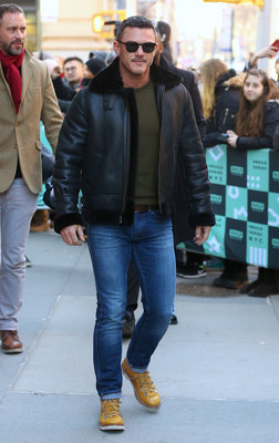 Luke Evans Poster 2974791