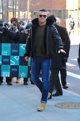Luke Evans Poster 2974803