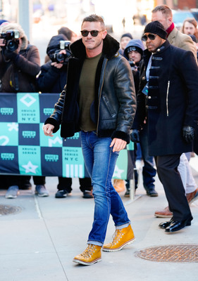 Luke Evans Poster 2974814