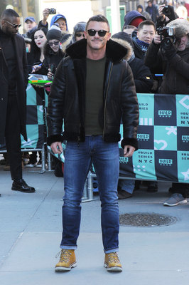 Luke Evans Poster 2974816