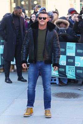 Luke Evans Poster 2974821