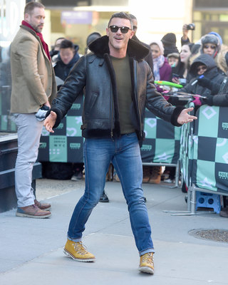 Luke Evans Poster 2974828