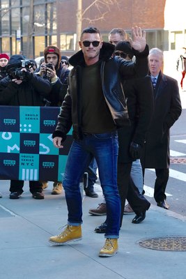 Luke Evans Poster 2974857