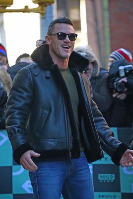 Luke Evans Poster 2974859