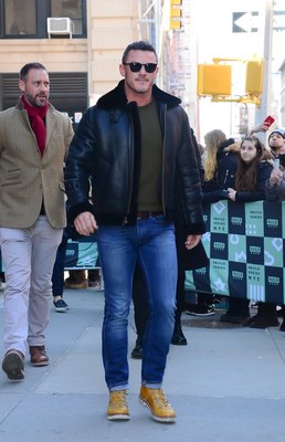 Luke Evans Poster 2974861