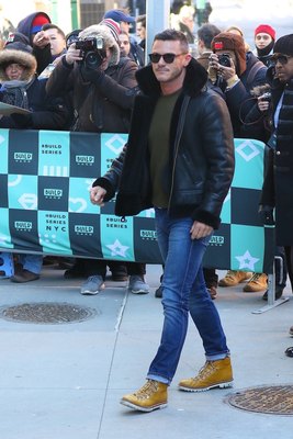 Luke Evans Poster 2974865