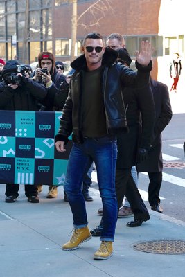 Luke Evans Poster 2974874
