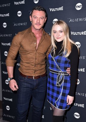 Luke Evans Poster 2974890