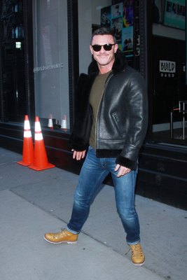 Luke Evans Poster 2974895