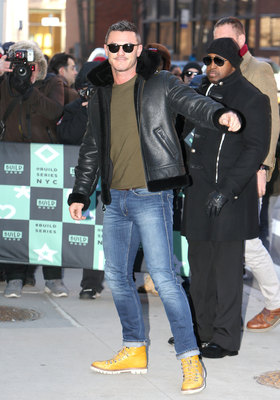 Luke Evans Poster 2974898