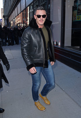 Luke Evans Poster 2974902