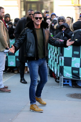 Luke Evans Poster 2974912