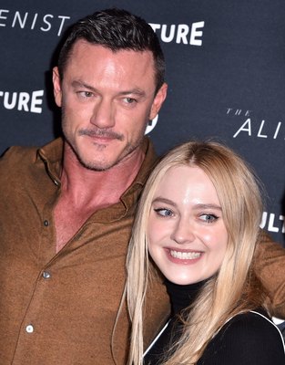 Luke Evans Poster 2974957