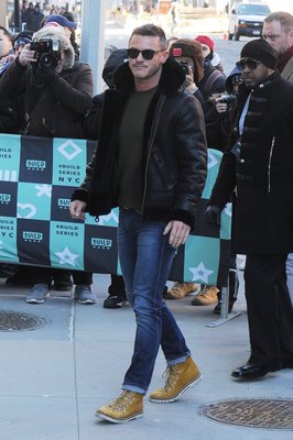 Luke Evans Poster 2974967