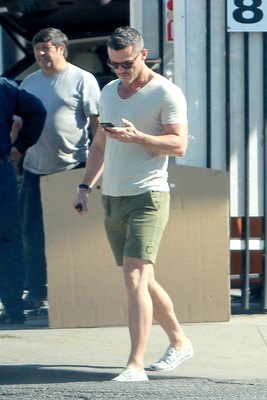 Luke Evans Poster 3089061