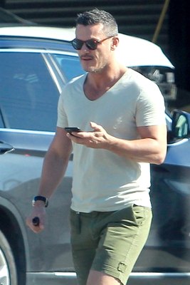 Luke Evans Poster 3089069