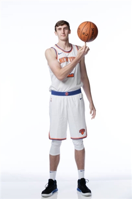 Luke Kornet Poster 3415898