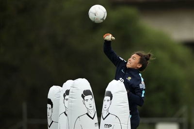 Mackenzie Arnold Poster 3701675