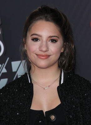 Mackenzie Ziegler Poster 3160400