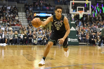 Malcolm Brogdon Poster 3378115