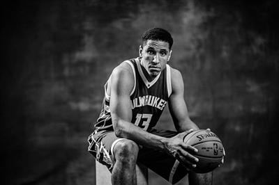 Malcolm Brogdon Poster 3378124