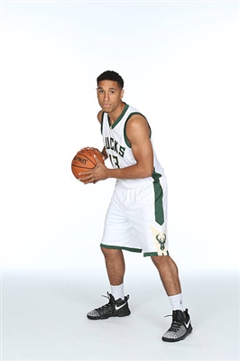 Malcolm Brogdon Poster 3378138