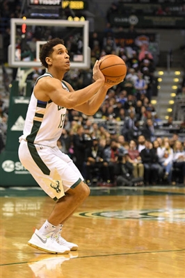 Malcolm Brogdon Poster 3378141