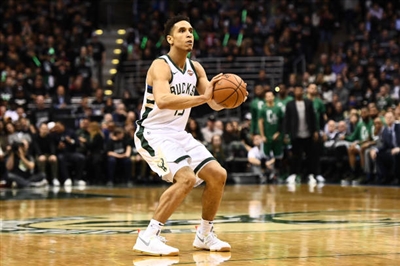 Malcolm Brogdon Poster 3378150