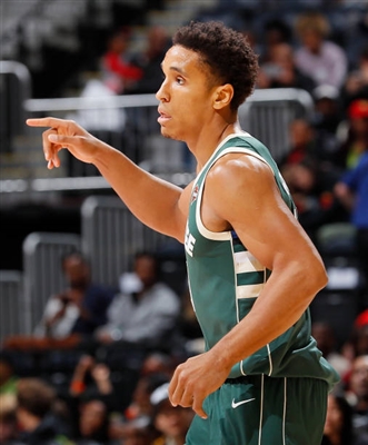 Malcolm Brogdon Poster 3378153