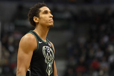 Malcolm Brogdon Poster 3378157
