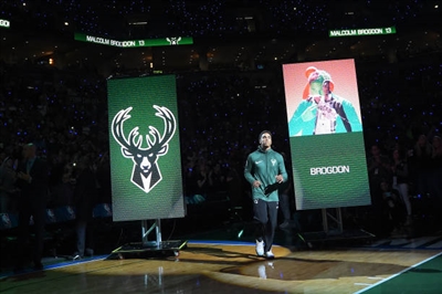 Malcolm Brogdon Poster 3378161