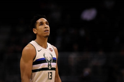 Malcolm Brogdon Poster 3378174