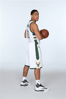 Malcolm Brogdon Poster 3378192