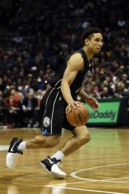 Malcolm Brogdon Poster 3378198