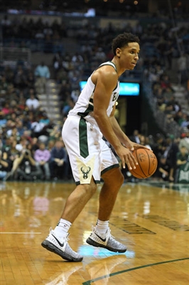 Malcolm Brogdon Poster 3378255
