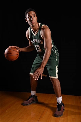 Malcolm Brogdon Poster 3378268