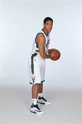 Malcolm Brogdon Poster 3378269