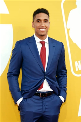 Malcolm Brogdon Poster 3378282