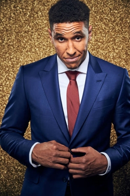 Malcolm Brogdon Poster 3378285