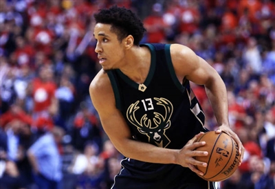 Malcolm Brogdon Poster 3378292