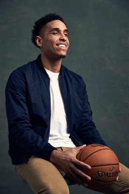 Malcolm Brogdon Poster 3378295