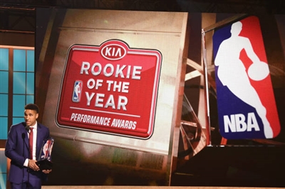 Malcolm Brogdon Poster 3378312