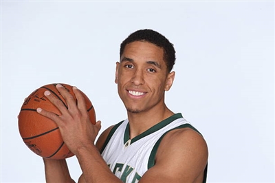 Malcolm Brogdon Poster 3378329