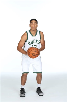 Malcolm Brogdon Poster 3378344