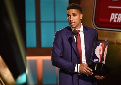 Malcolm Brogdon Poster 3378358